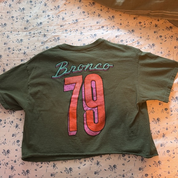 Bronco Crop Top - Picture 2 of 2